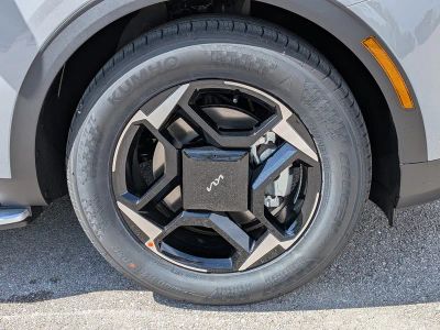2026 Kia Sportage — photo 11 view