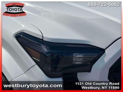 2025 Toyota Tacoma — photo 13 view