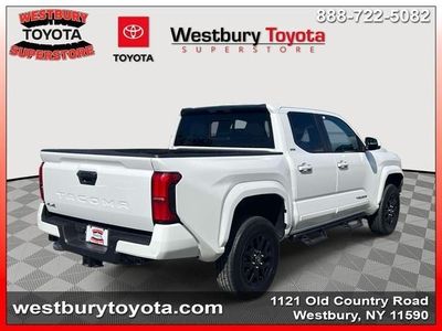 2025 Toyota Tacoma — photo 7 view