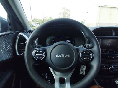 2023 Kia Soul - Photo 12
