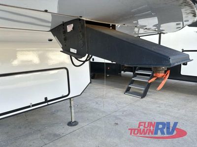 2023 KZ Durango - Photo 9