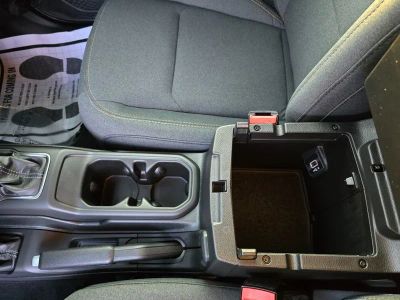 2025 Jeep Wrangler — photo 24 view