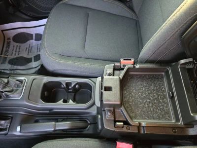 2025 Jeep Wrangler — photo 23 view