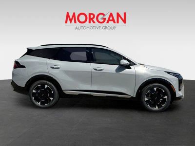 2026 Kia Sportage — engine compartment view