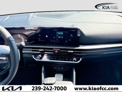 2026 Kia Sportage — photo 18 view
