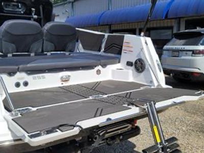 2025 Scarab 255 Open LX - Photo 20