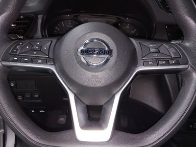 2022 Nissan Rogue Sport — photo 12 view