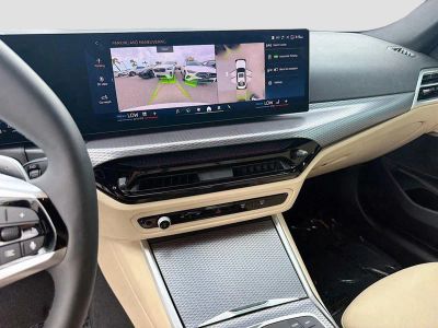 2025 BMW 3 Series — photo 28 view