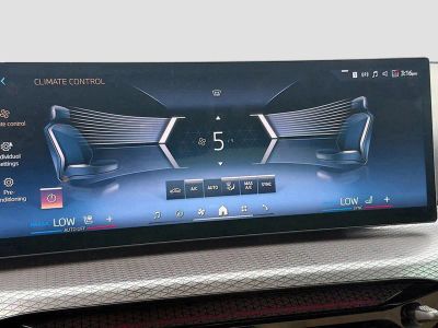 2025 BMW 3 Series — photo 35 view