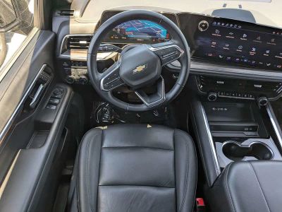 2025 Chevrolet Tahoe — photo 15 view