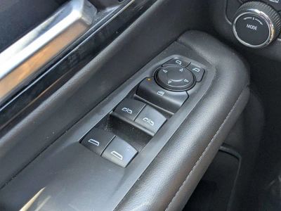 2025 Chevrolet Tahoe — photo 20 view