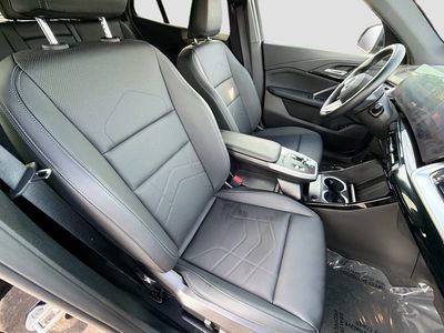 2025 BMW X2 - Photo 14