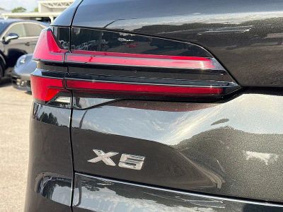 2026 BMW X5 — photo 10 view