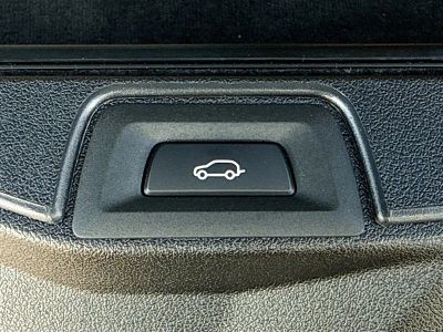 2026 BMW X5 — photo 12 view