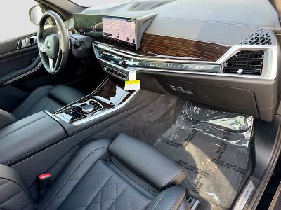 2026 BMW X5 — photo 14 view