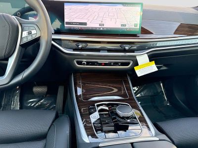2026 BMW X5 — photo 19 view