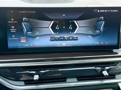 2026 BMW X5 — photo 35 view