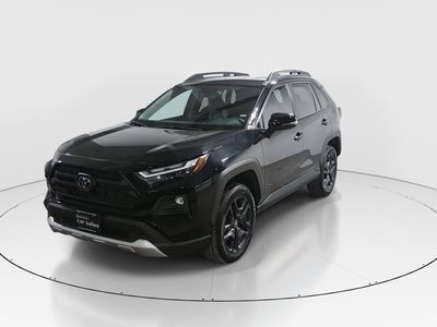 2024 Toyota RAV4 - Photo 3