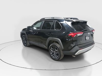 2024 Toyota RAV4 - Photo 5