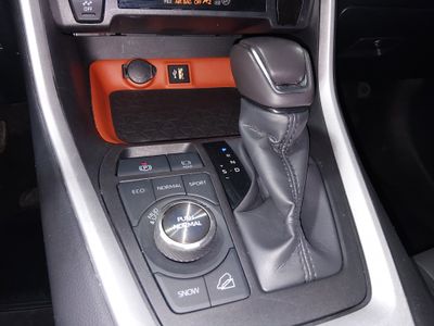 2024 Toyota RAV4 - Photo 19