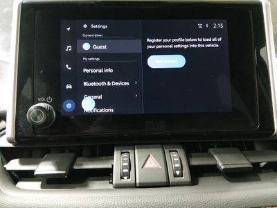 2024 Toyota RAV4 - Photo 18