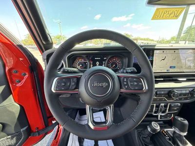 2026 Jeep Wrangler — photo 14 view