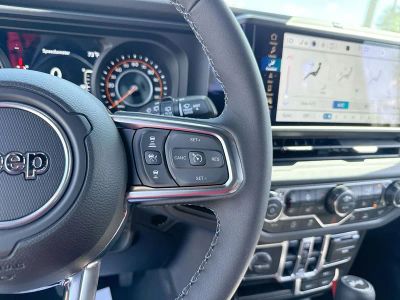 2026 Jeep Wrangler — photo 16 view