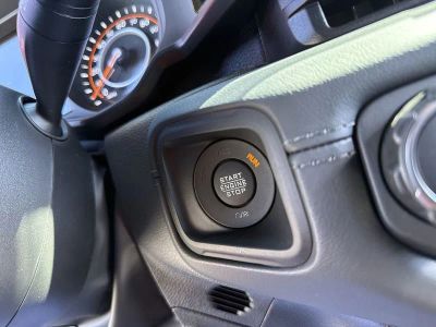 2026 Jeep Wrangler — photo 19 view