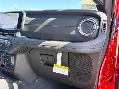 2026 Jeep Wrangler — photo 30 view
