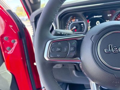 2026 Jeep Wrangler — photo 15 view