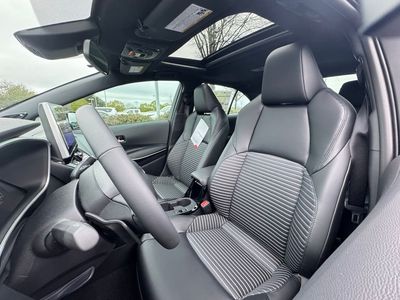 2026 Corolla XSE - Photo 17