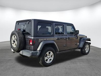 2020 Jeep Wrangler - Photo 4