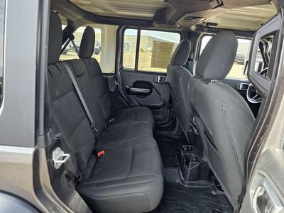 2020 Jeep Wrangler - Photo 24