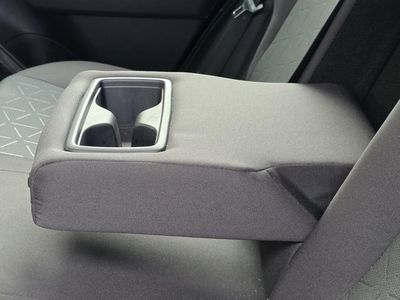 2023 Toyota RAV4 Hybrid - Photo 10
