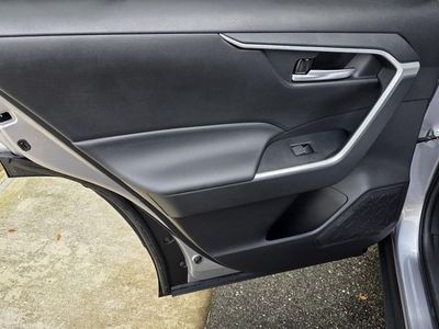 2023 Toyota RAV4 Hybrid - Photo 31