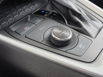 2023 Toyota RAV4 Hybrid - Photo 21