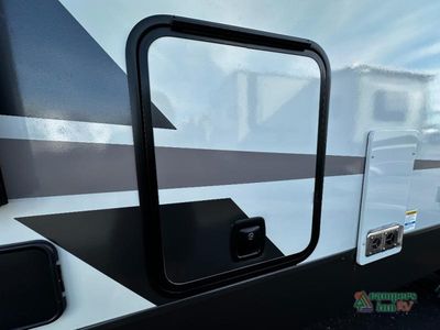 2026 Forest River RV Rockwood Signature - Photo 9