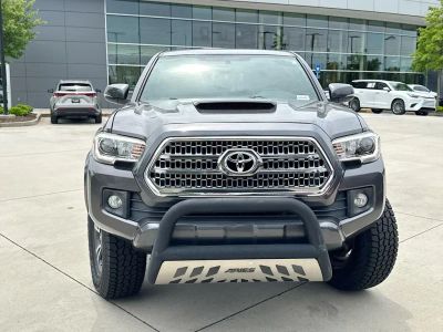 2017 Toyota Tacoma - Photo 4