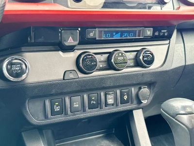 2017 Toyota Tacoma - Photo 28