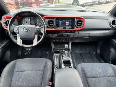 2017 Toyota Tacoma - Photo 24
