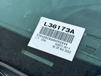 2017 Toyota Tacoma - Photo 16