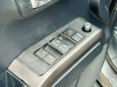 2017 Toyota Tacoma - Photo 14