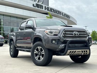 2017 Toyota Tacoma - Photo 1