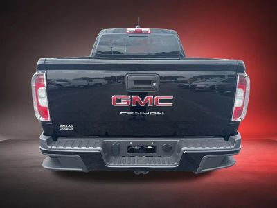2022 GMC Canyon — detail view
