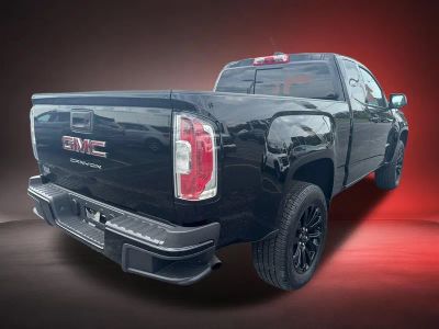 2022 GMC Canyon — interior view
