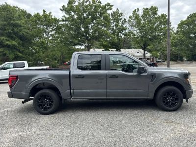 2026 Ford F-150 — photo 8 view