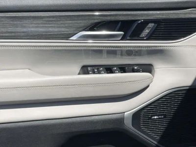 2022 Jeep Wagoneer - Photo 12