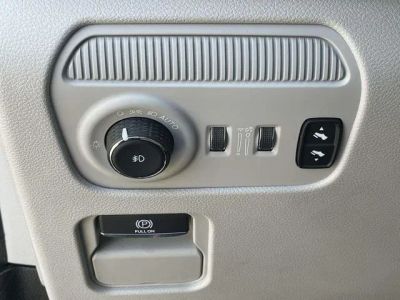 2022 Jeep Wagoneer - Photo 15