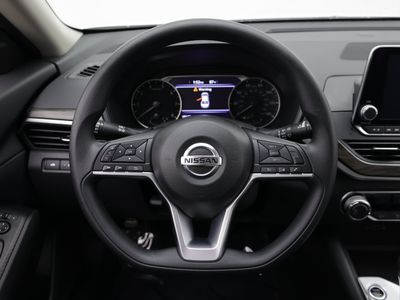 2025 Nissan Altima - Photo 29