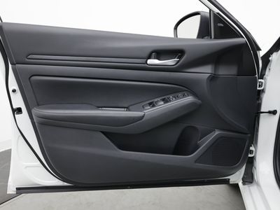 2025 Nissan Altima - Photo 12